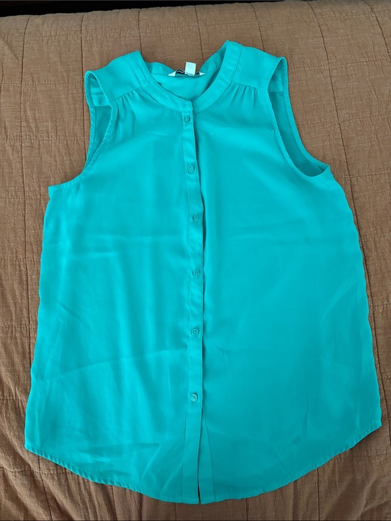 American Eagle Outfitters Tops - American Eagle Outfitters Teal Sleeveless Button-Front Camisole